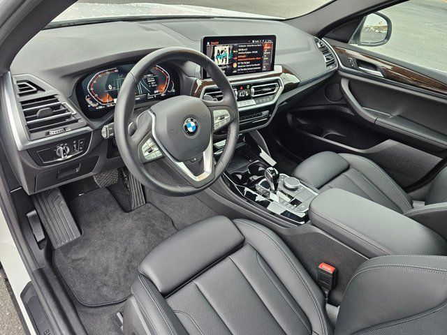 2024 BMW X4 xDrive30i