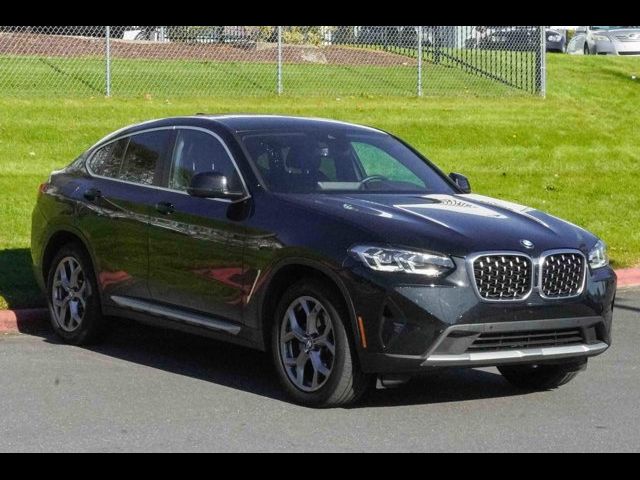 2024 BMW X4 xDrive30i