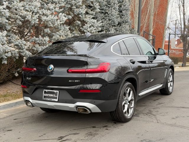 2024 BMW X4 xDrive30i