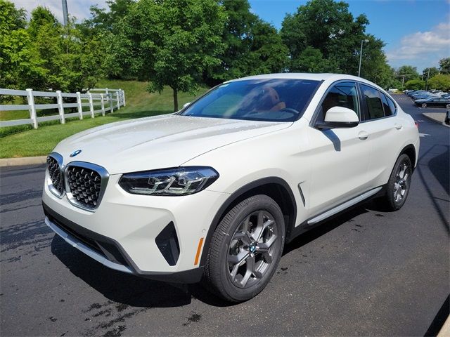 2024 BMW X4 xDrive30i