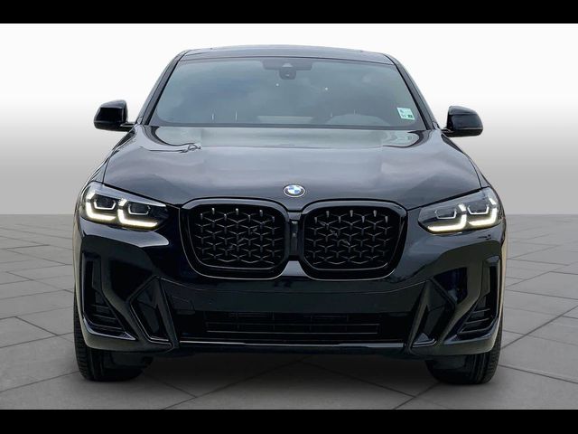 2024 BMW X4 xDrive30i
