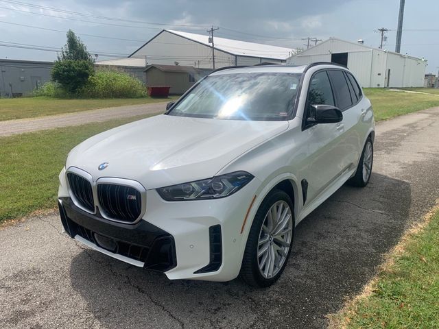 2024 BMW X5 M60i