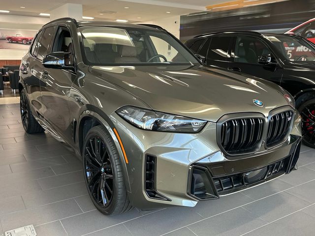 2024 BMW X5 M60i