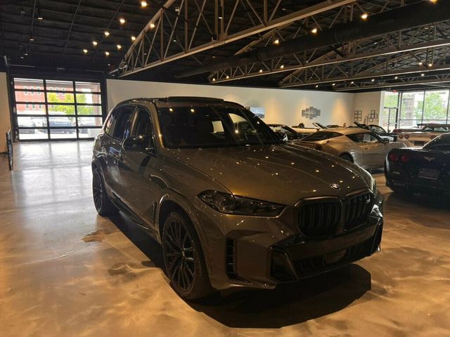 2024 BMW X5 M60i