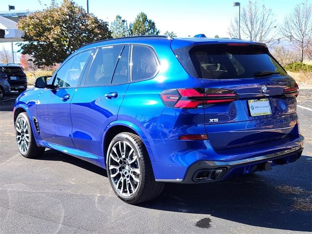 2024 BMW X5 M60i