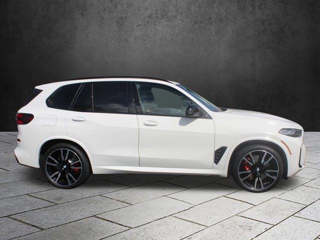 2024 BMW X5 M60i