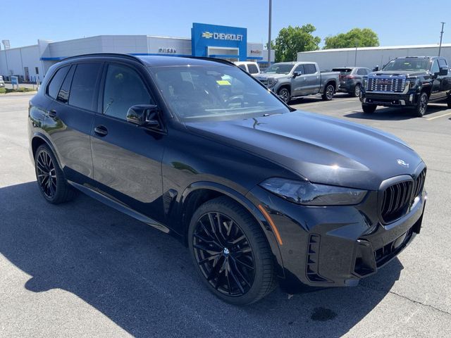 2024 BMW X5 M60i