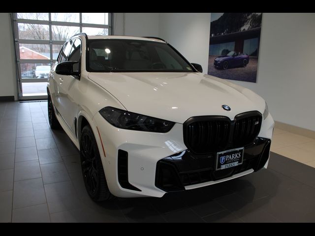 2024 BMW X5 M60i