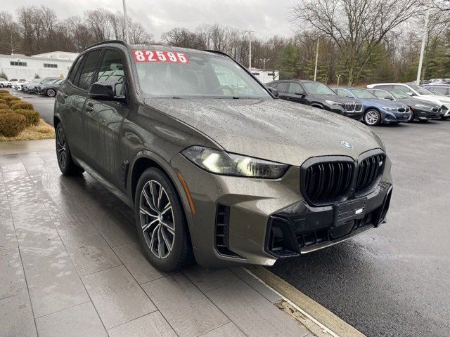 2024 BMW X5 M60i