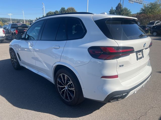 2024 BMW X5 M60i