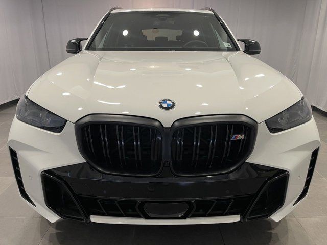 2024 BMW X5 M60i