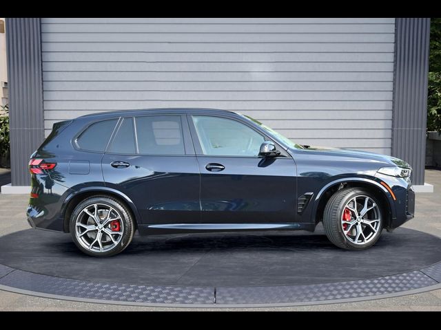 2024 BMW X5 M60i