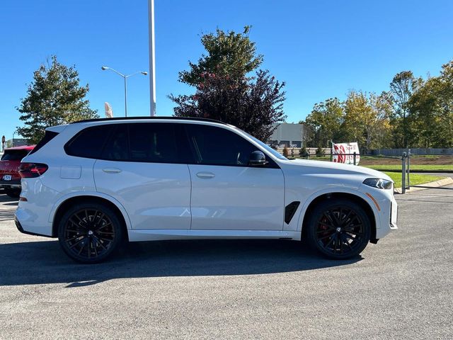 2024 BMW X5 M60i