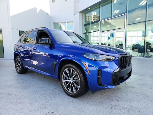 2024 BMW X5 M60i