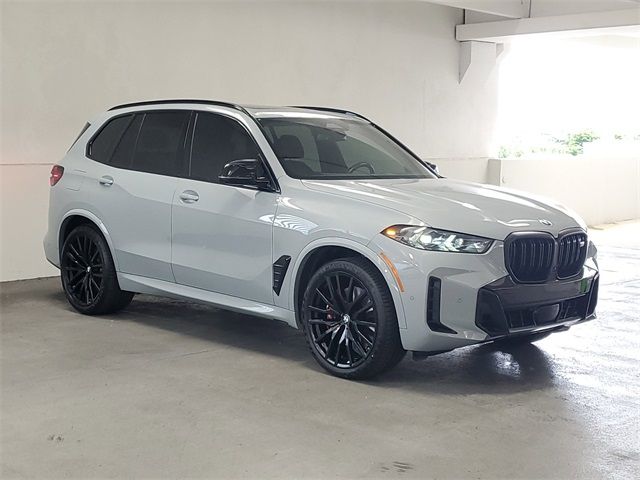 2024 BMW X5 M60i