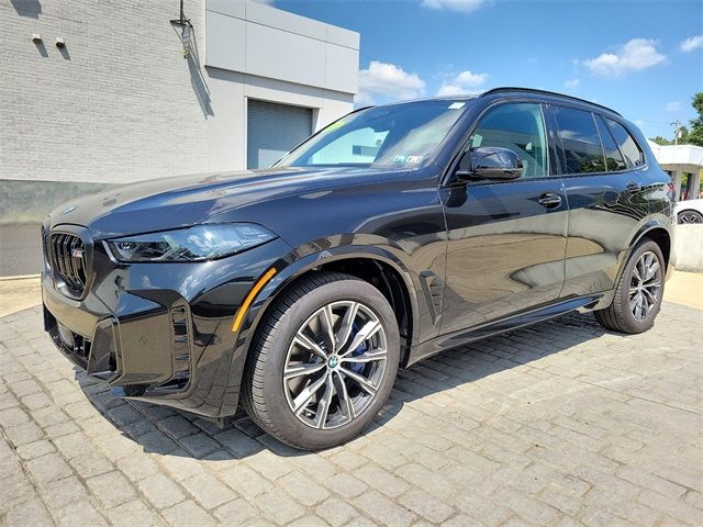 2024 BMW X5 M60i