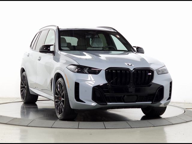 2024 BMW X5 M60i