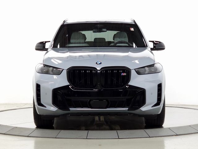 2024 BMW X5 M60i