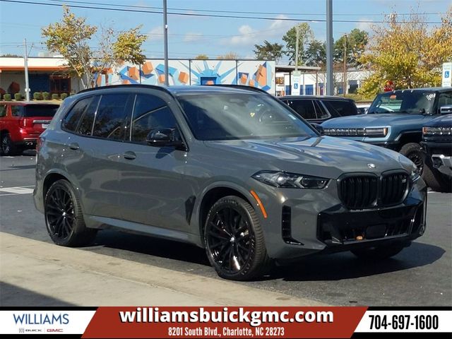 2024 BMW X5 M60i