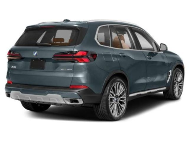 2024 BMW X5 M60i