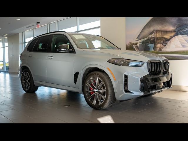 2024 BMW X5 M60i