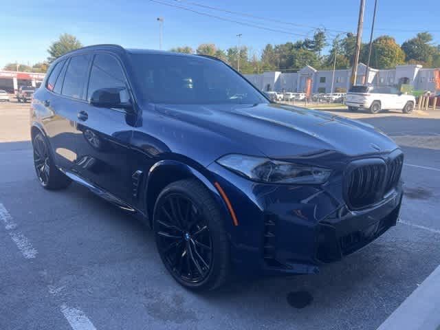 2024 BMW X5 M60i