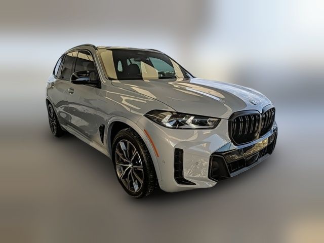 2024 BMW X5 M60i