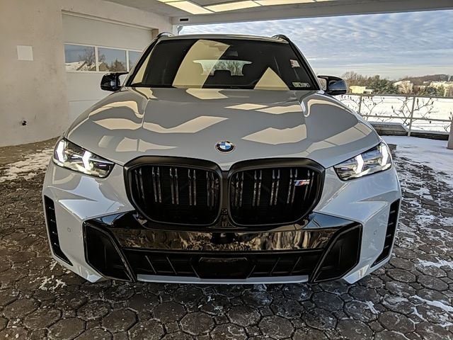 2024 BMW X5 M60i