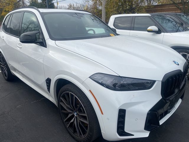 2024 BMW X5 M60i