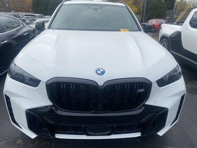 2024 BMW X5 M60i