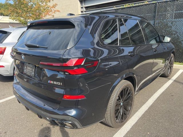 2024 BMW X5 M60i