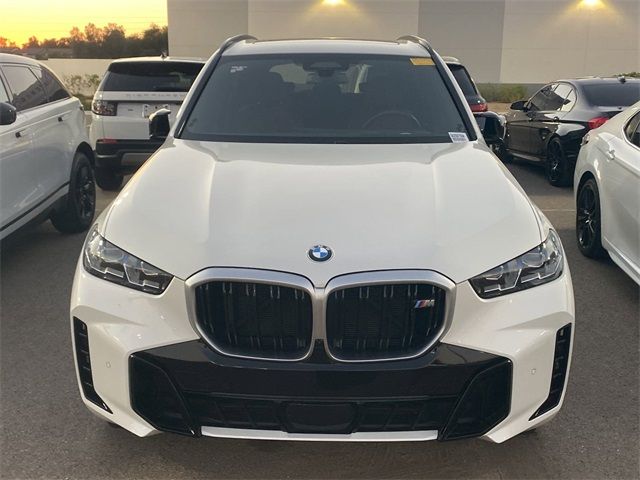 2024 BMW X5 M60i