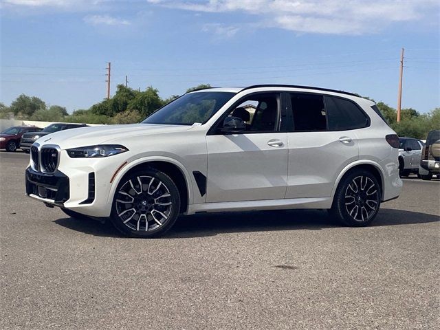 2024 BMW X5 M60i