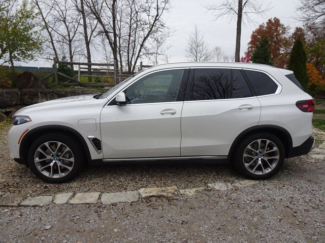 2024 BMW X5 xDrive50e