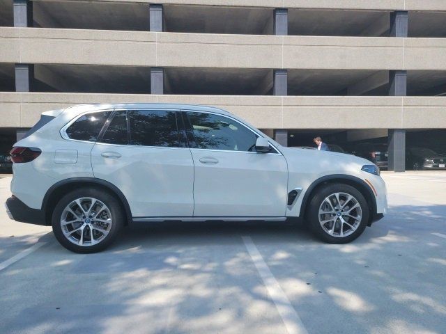 2024 BMW X5 xDrive50e