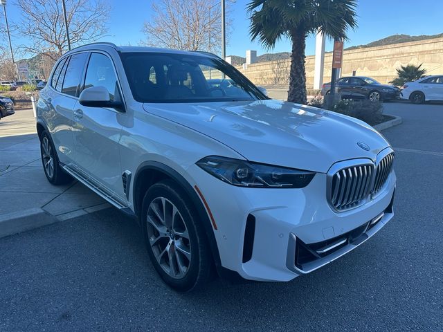 2024 BMW X5 xDrive50e