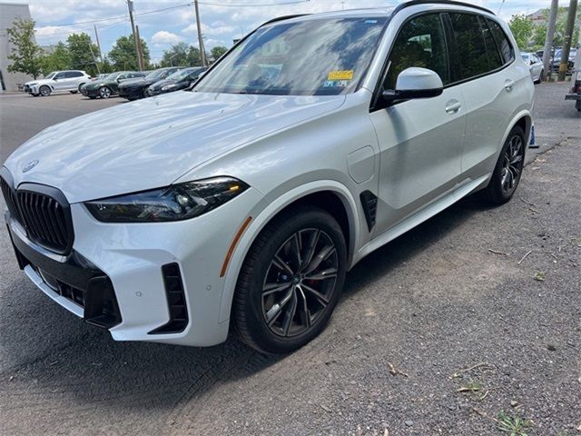 2024 BMW X5 xDrive50e