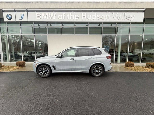 2024 BMW X5 xDrive50e