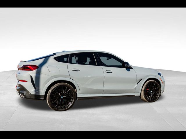 2024 BMW X6 M60i