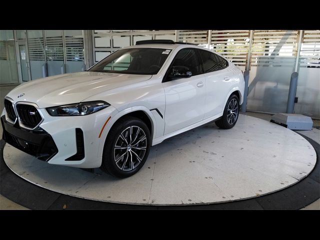 2024 BMW X6 M60i