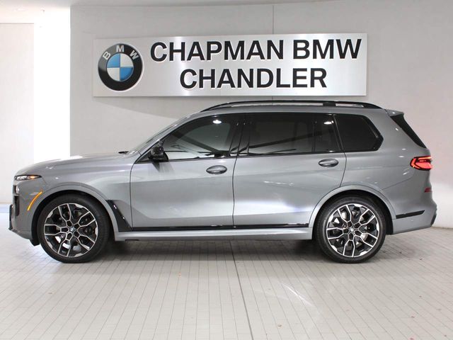 2024 BMW X7 M60i