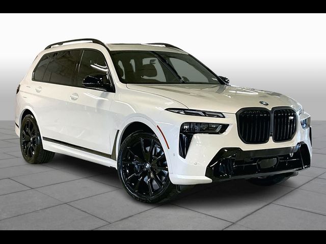 2024 BMW X7 M60i