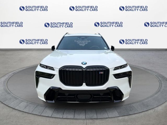 2024 BMW X7 M60i