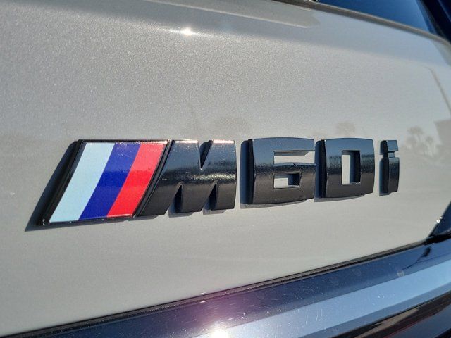 2024 BMW X7 M60i