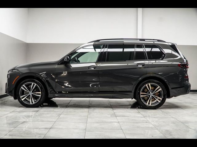 2024 BMW X7 M60i