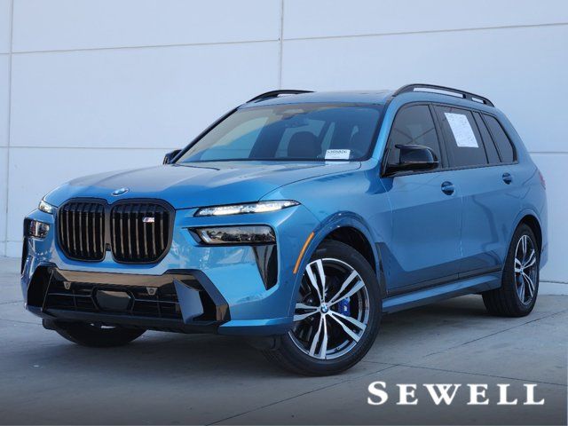 2024 BMW X7 M60i