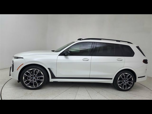 2024 BMW X7 M60i