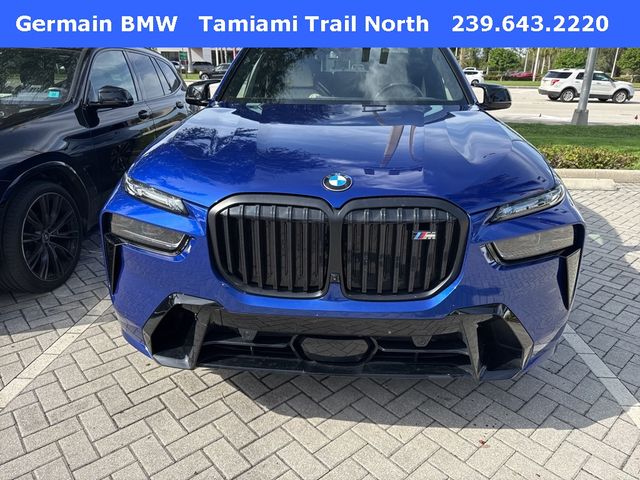 2024 BMW X7 M60i