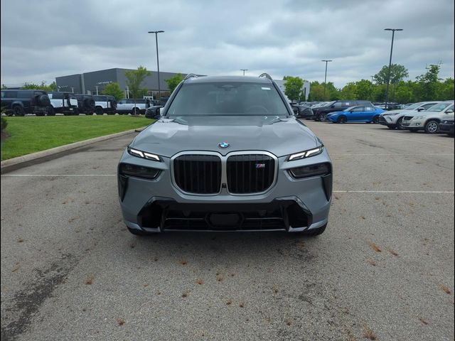 2024 BMW X7 M60i