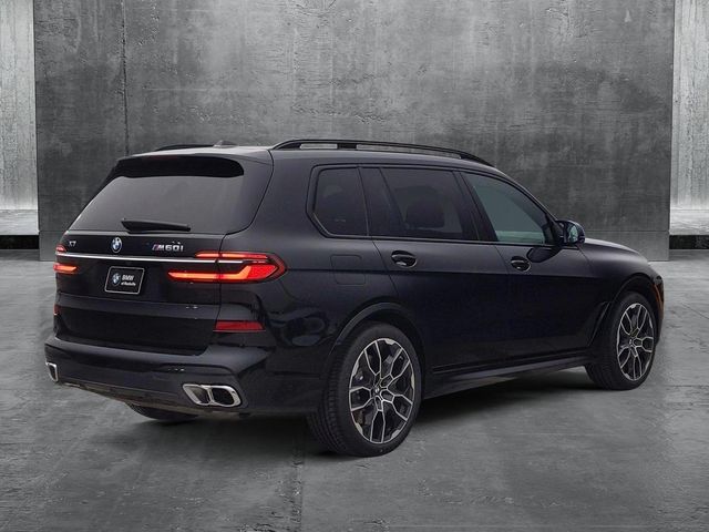 2024 BMW X7 M60i